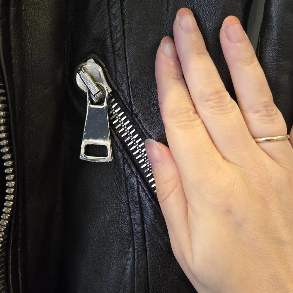 Peruzzi Leather Moto Jacket Size 38 - Picture 8 of 11